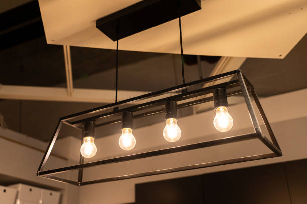 لامپ سقفی چند شاخه در اندازه های مختلف